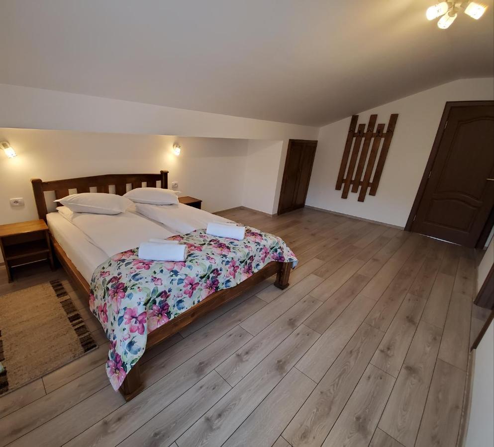 Pensiunea Casa Brancovenilor Sîmbăta de Sus Kültér fotó